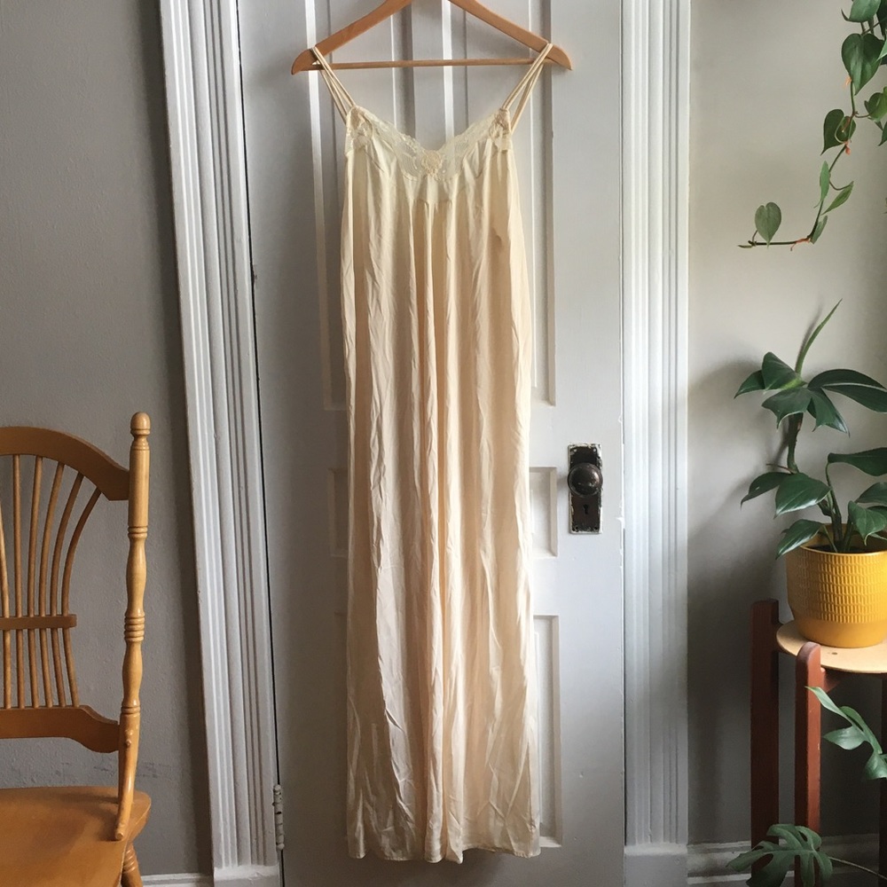 Vintage silky nightgown/slip dress